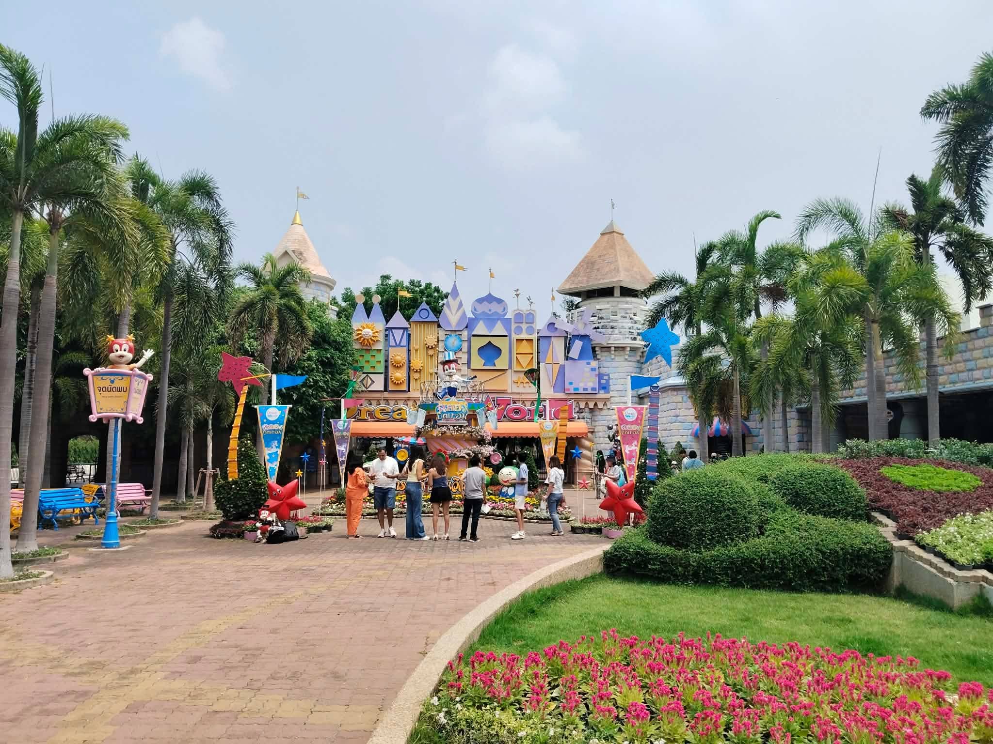 Dream World Theme Park photo 6