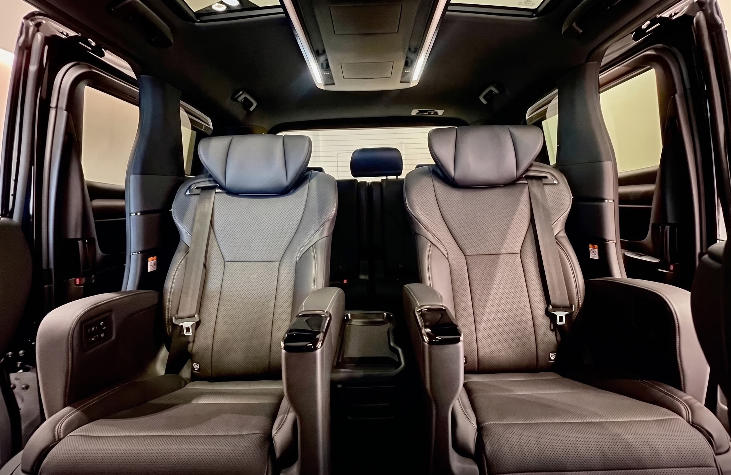 Alphard 40 photo 3