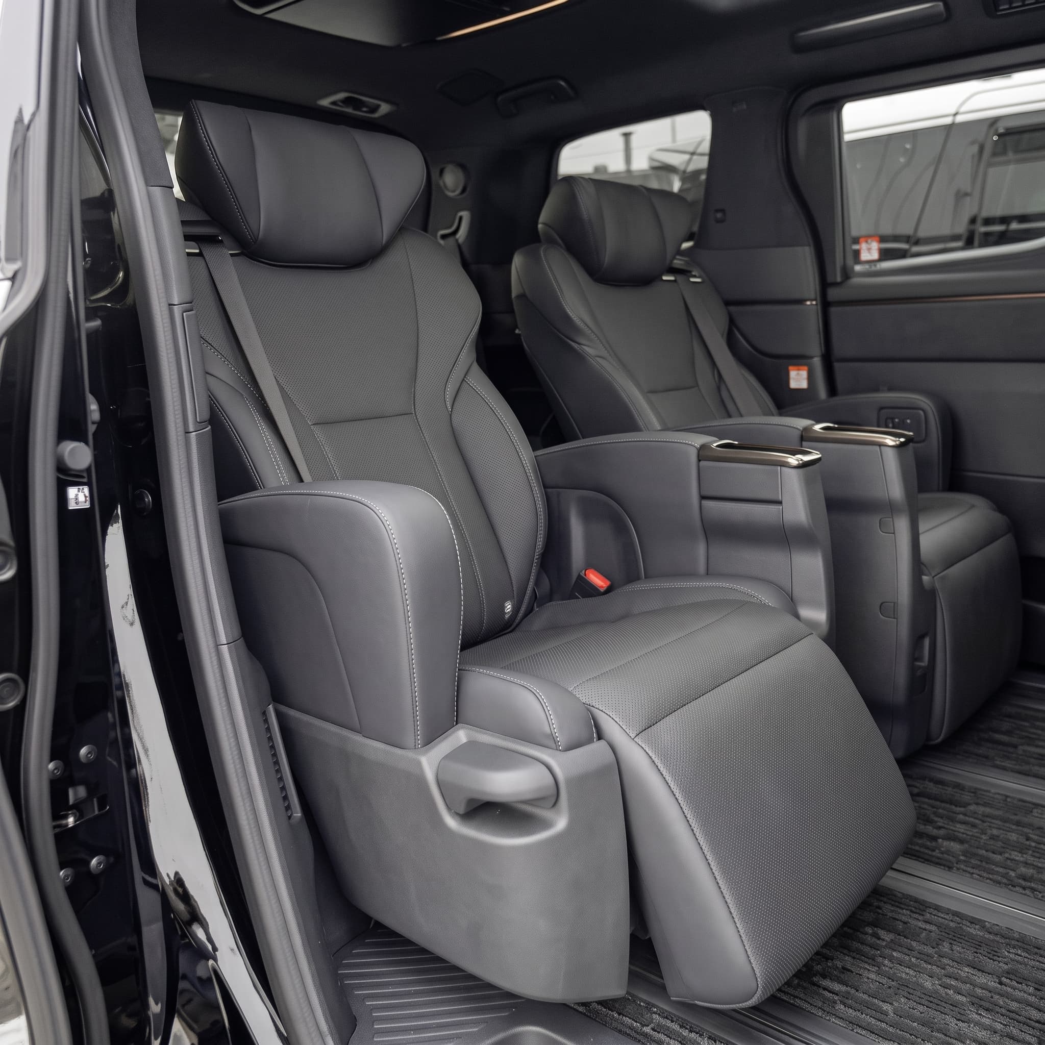 Alphard 40 photo 4