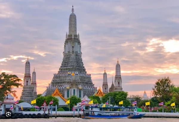 Wat Arun Temple Tour