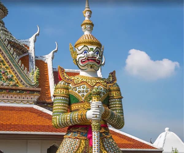 Wat Arun Temple Tour photo 3